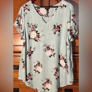 Torrid Georgette Keyhole V-neck Pullover Blouse Boho Cottagecore Flutter Sleeve